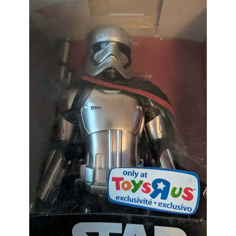 Star Wars TFA Toys R Us Exclusive Epic Battles Captain Phasma Hasbro 12in Figure